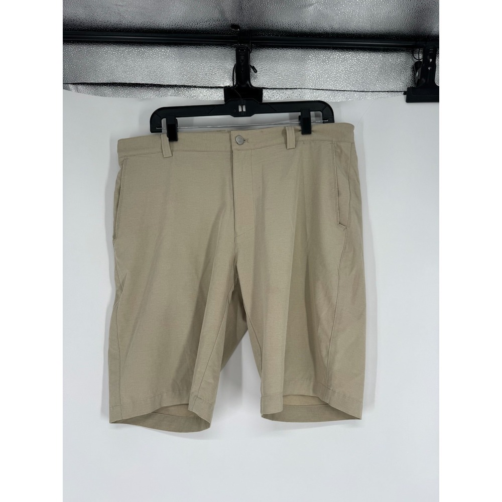 Peter Millar Chino Shorts Golf 35 Khaki Polyester Performance 10" 10 Inch Inseam